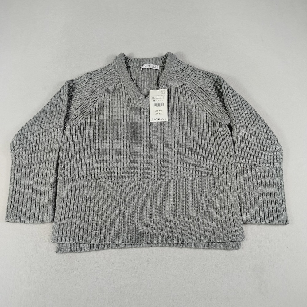Zara Sweater‎ Womens XS Gray Knit Pullover V Neck Long Sleeve Ribbed New Defect